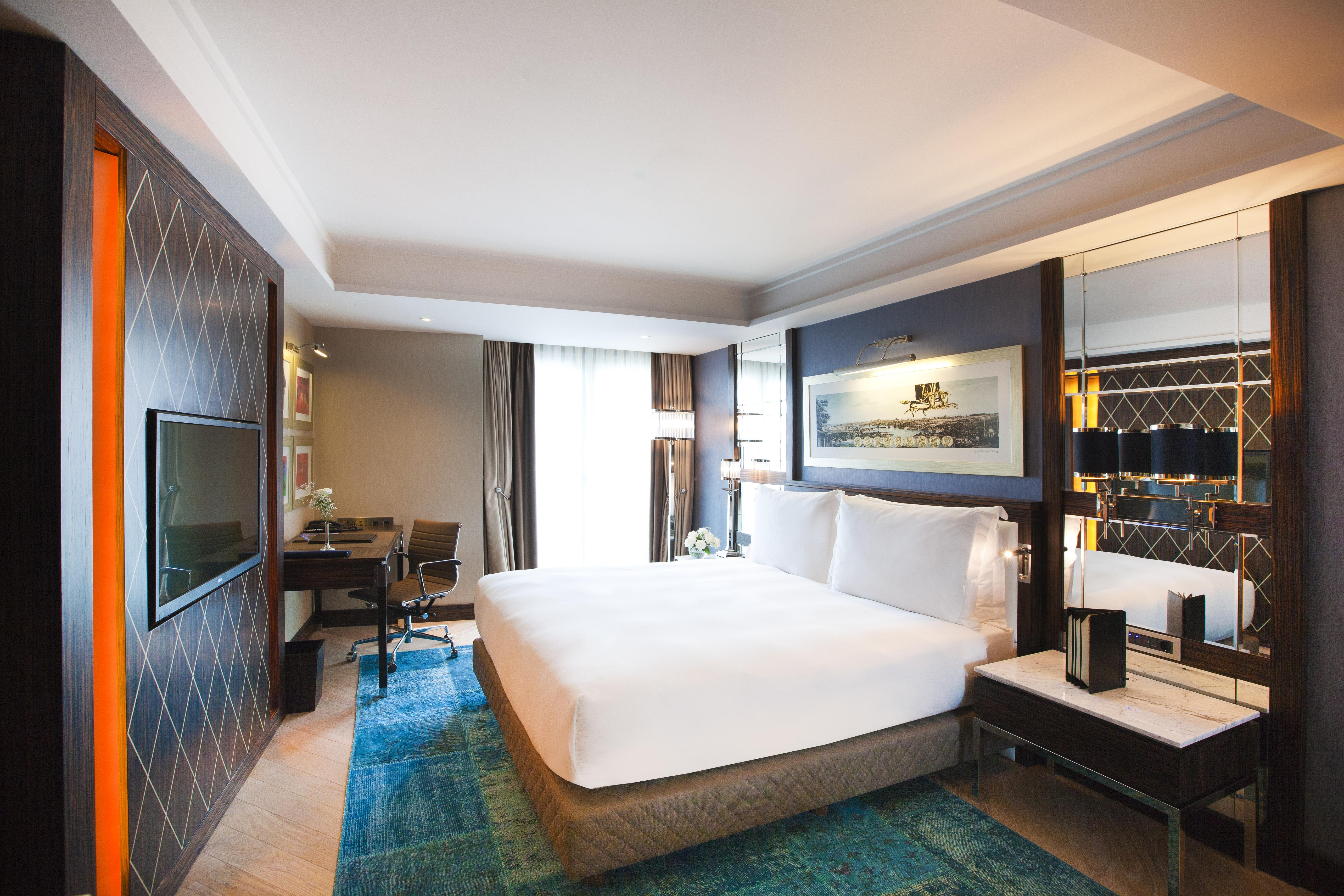 Radisson Blu Hotel Istanbul Pera Ngoại thất bức ảnh Deluxe Room