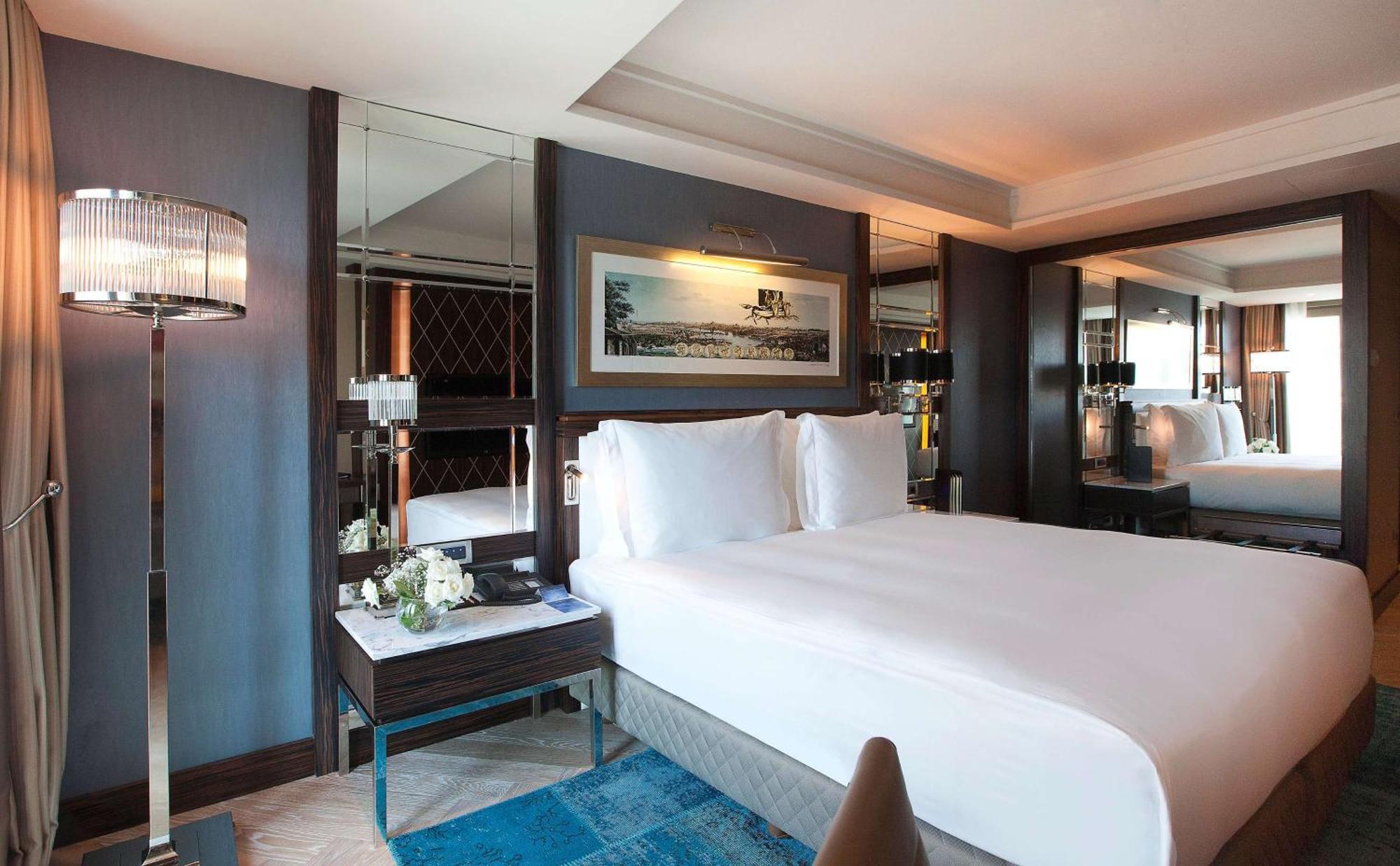 Radisson Blu Hotel Istanbul Pera Ngoại thất bức ảnh Deluxe Room