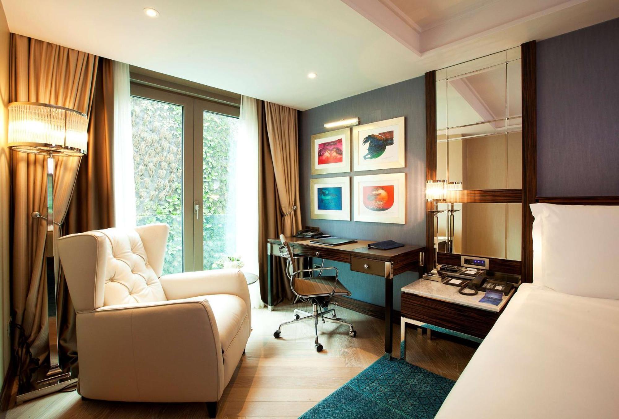 Radisson Blu Hotel Istanbul Pera Ngoại thất bức ảnh Deluxe Room