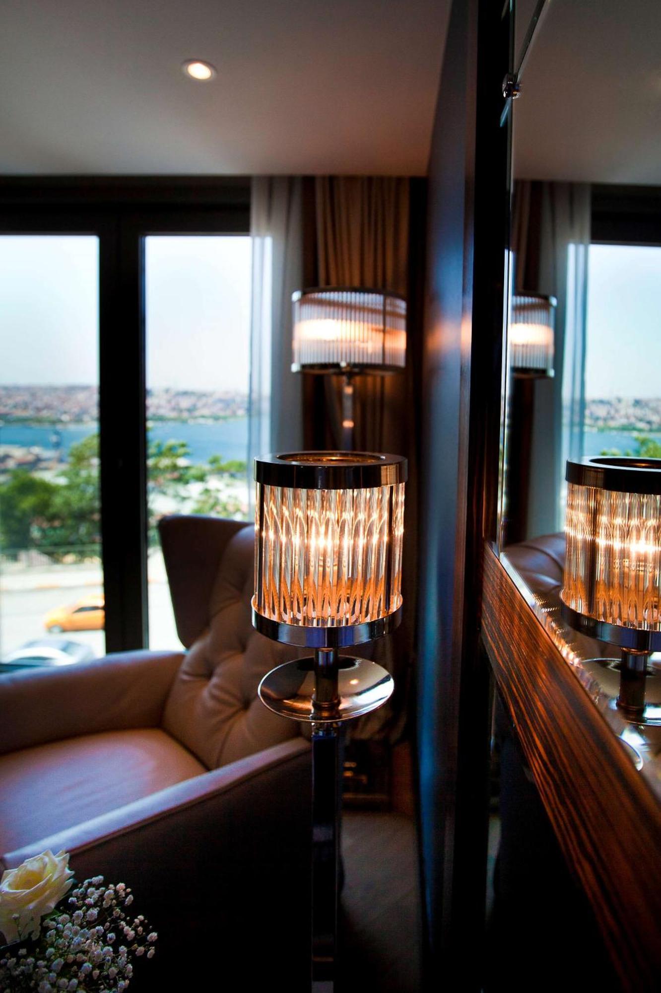 Radisson Blu Hotel Istanbul Pera Ngoại thất bức ảnh